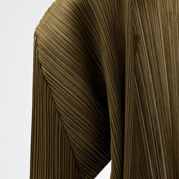 Issey Miyake Pleats Please Khaki Cardigan - Picture 5 of 6